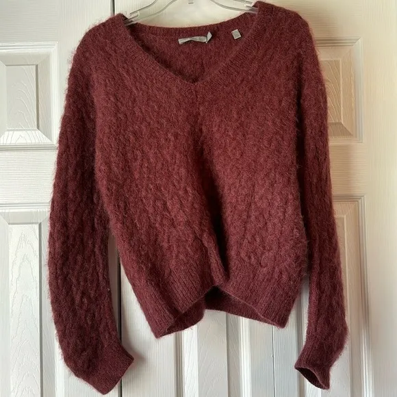 Vince Maroon Cable Knit Mohair Alpaca Blend V-neck Sweater sz XS