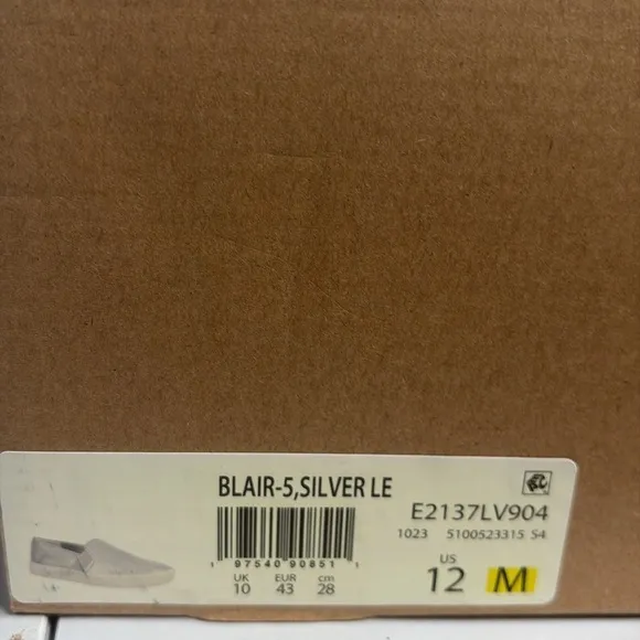 Vince Women's sz 12 Silver Leather Blair Slip On Sneakers New in Box
