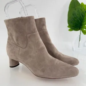 Vince Hela Tan Suede Leather Booties Size 6 Ankle Boots Almond Toe Classic