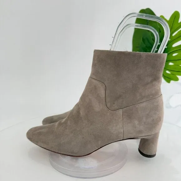 Vince Hela Tan Suede Leather Booties Size 6 Ankle Boots Almond Toe Classic