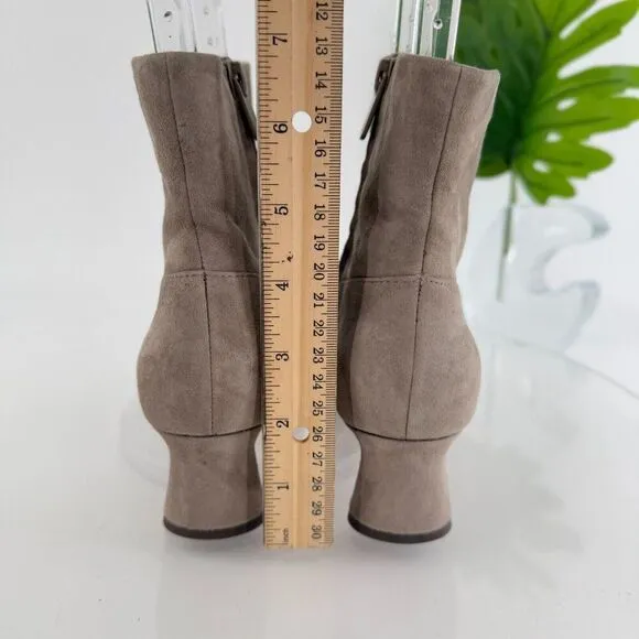 Vince Hela Tan Suede Leather Booties Size 6 Ankle Boots Almond Toe Classic