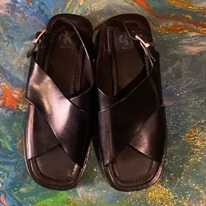 Vintage comfortable Calvin Klein Black Leather strap buckle Sandals size 11