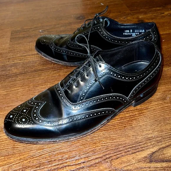 Vintage Florsheim Black Leather Wingtip Brogue Men's Dress Shoes