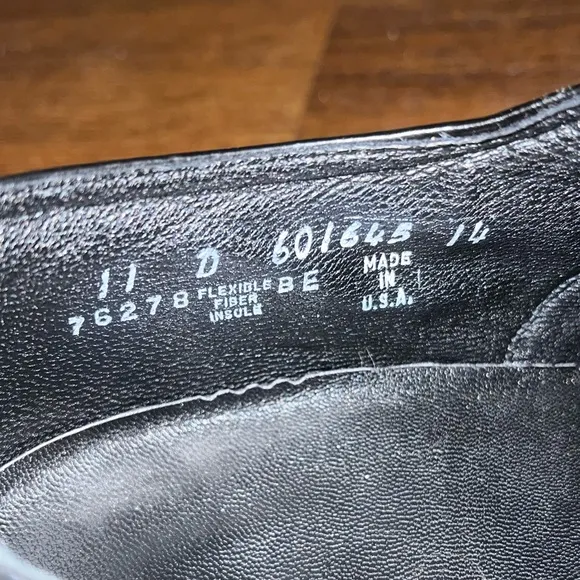 Vintage Florsheim Black Leather Wingtip Brogue Men's Dress Shoes