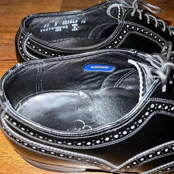 Vintage Florsheim Black Leather Wingtip Brogue Men's Dress Shoes
