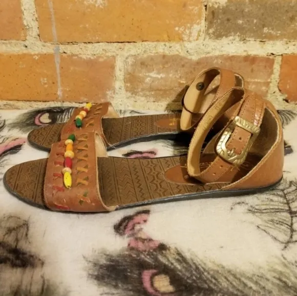 VINTAGE LEATHER WOVEN SANDALS BROWN HIPPIE PREPPY FESTIVAL 90S HIPSTER BEADED