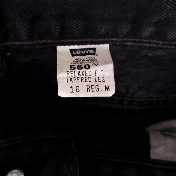 Vintage Levi's 550 Relaxed Fit Tapered Leg 16 Reg Black