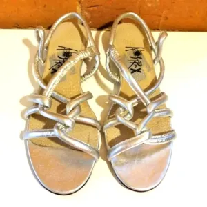 VINTAGE METALLIC SILVER SANDALS 80S CRISS CROSS OPEN TOE SUMMER 90S PREPPY RETRO