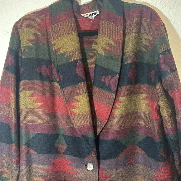 Vintage women’s 7/8 first focus Aztec southwest oversize single button blazer