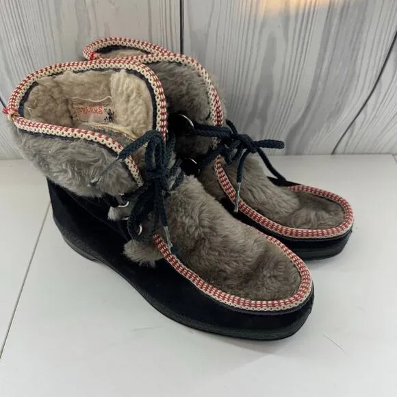 Vintage Yodeler  Mukluk Faux Fur Sherpa Boots sz 7 Made In USA 1970