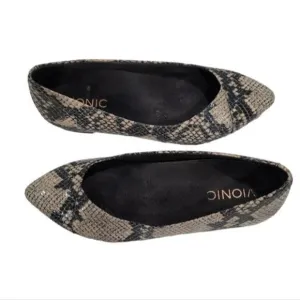 VIONIC Caballo Faux Snakeskin Flat shoes Size 5