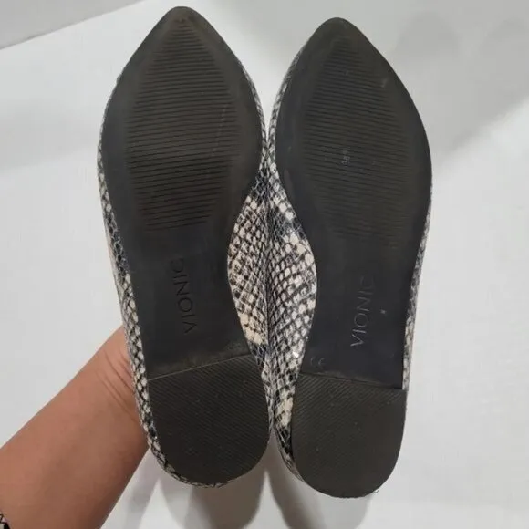 VIONIC Caballo Faux Snakeskin Flat shoes Size 5