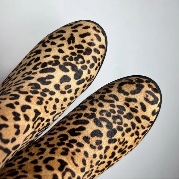 VIONIC ‘Clara’ Leopard Ankle Boots. Size 6