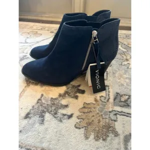 Vionic NWT Blue Boots
