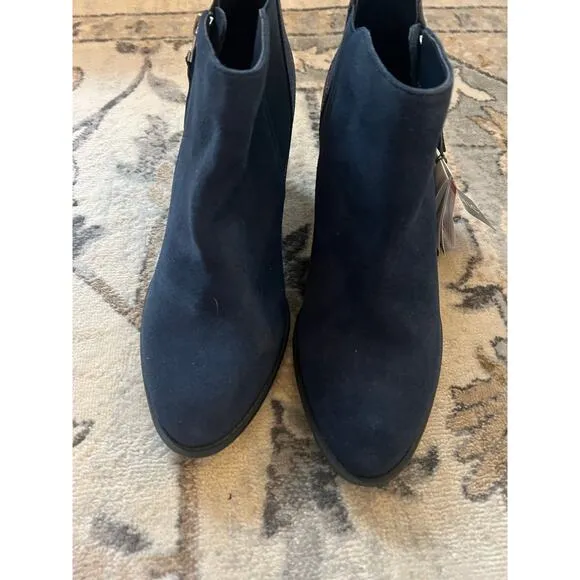 Vionic NWT Blue Boots