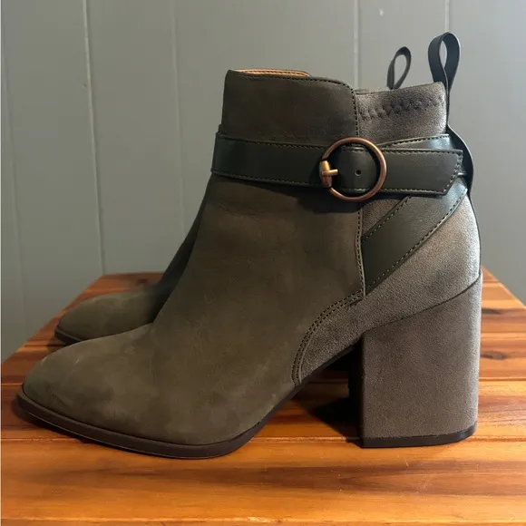 Vionic - Olive Green Tenley Ankle Boots - 9