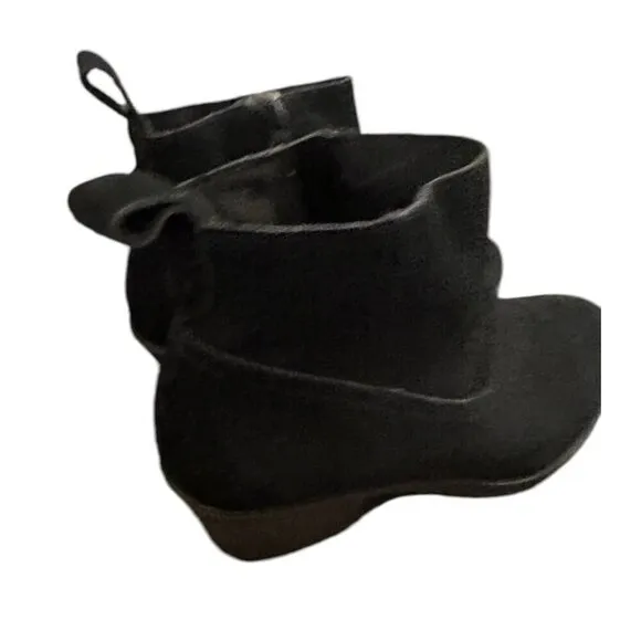 Vionic Vera Black Suede Booties Water Resistant Orthotic Ankle Boots Sz 7.5