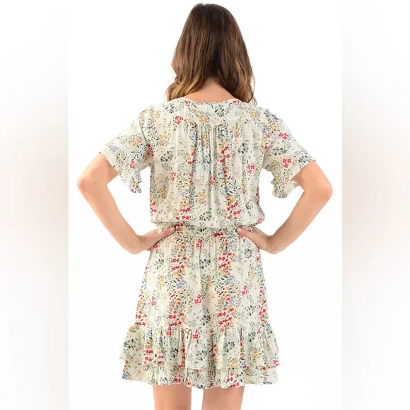 Walker &amp; Wade Ivory Courtney Dress - Size Medium