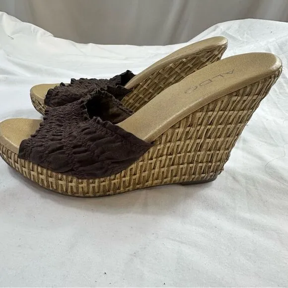 Wedge sandals from Aldo. Size 38 which it says is a 7 in US size
