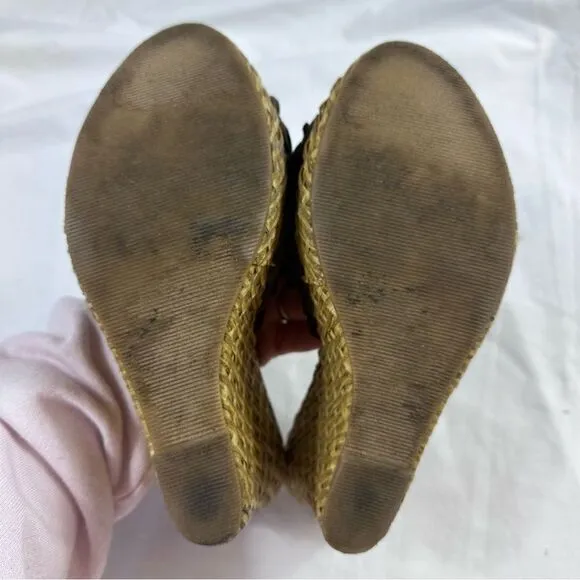 Wedge sandals from Aldo. Size 38 which it says is a 7 in US size