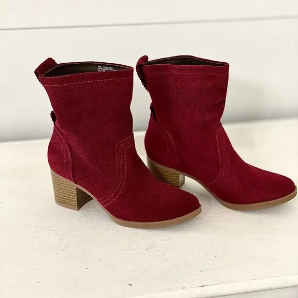White Mountain Bahari Suede Leather Pull On Slouchy Ankle Boots Booties Size 6.5