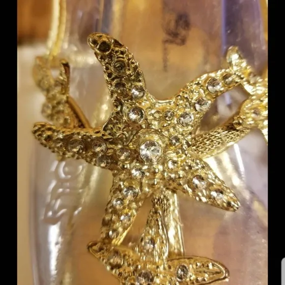WILD ROSE VTG SANDALS METALLIC GOLD STARFISH BEACH SUMMER HOLIDAY VACA BEACH 5/6