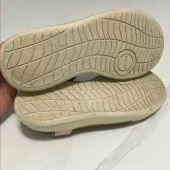 Woden sandals