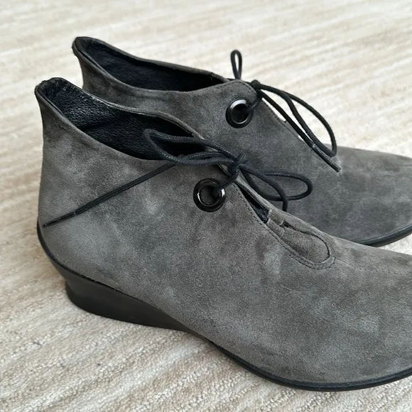 Wolky Hope Pombai Women's Suede Wedge Ankle Booties Shoes Gray Size EU 39 | US 8