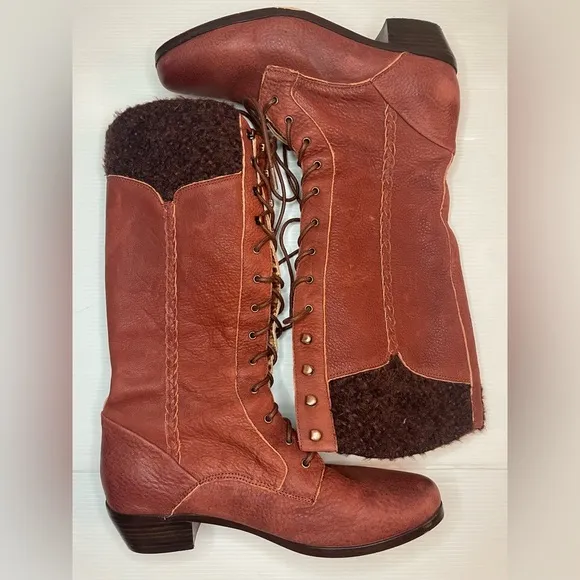 Wolverine 1883 1000 Mile Celeste Lace Up Suede Boot SZ 7 Raspberry Burnt Orange