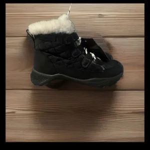 Wolverine Women’s Luton‎ Quilted Waterproof Boots Size 6.5 Wide