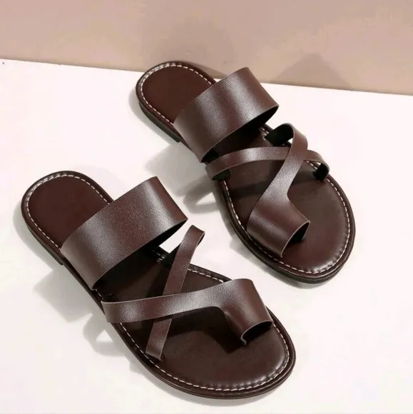 Women Criss Cross Thong Sandals, Fashion Brown Flat Sandals