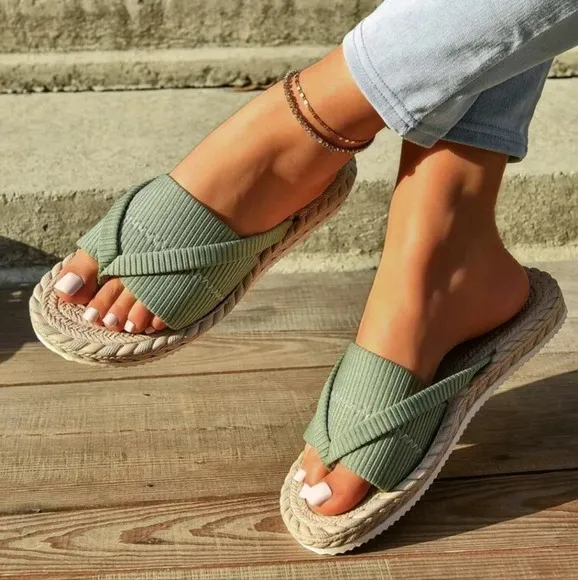Women Fashionable Beach Flip Flops, Large Size Toe Ring Sandals For Outdoor Vaca