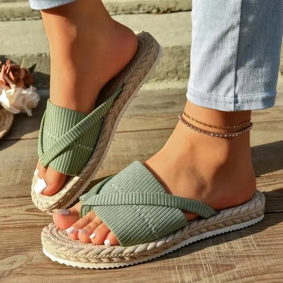 Women Fashionable Beach Flip Flops, Large Size Toe Ring Sandals For Outdoor Vaca