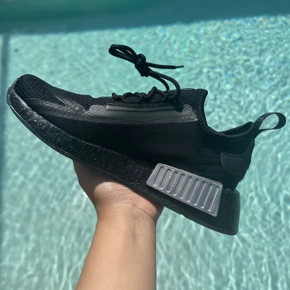 WOMEN'S Adidas NMD R1 Shoes Spectoo Black Iridescent GZ9288