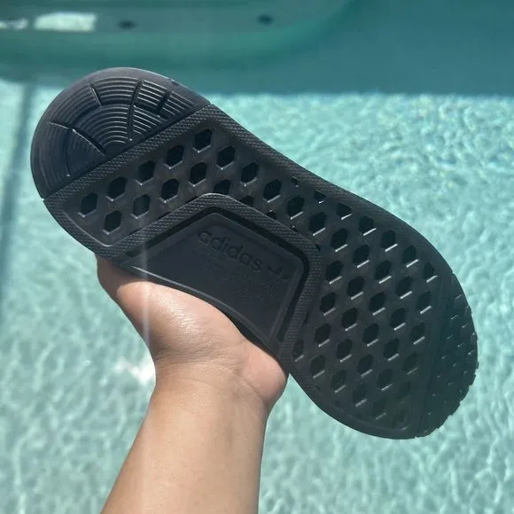 WOMEN'S Adidas NMD R1 Shoes Spectoo Black Iridescent GZ9288