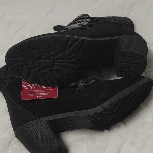 Women's MukLuks Faux Suede Lacy Lilah Boots 8.5