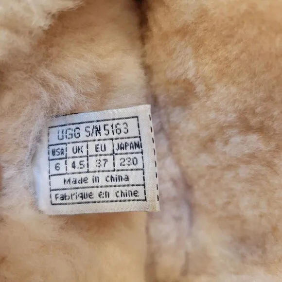 Women's Ugg Suede  Sheepskin Lace Up Calf Boots  Australia Upside Size 6