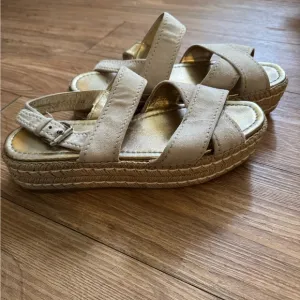 Y2K Vintage PRADA beige suede Espadrille Sandals