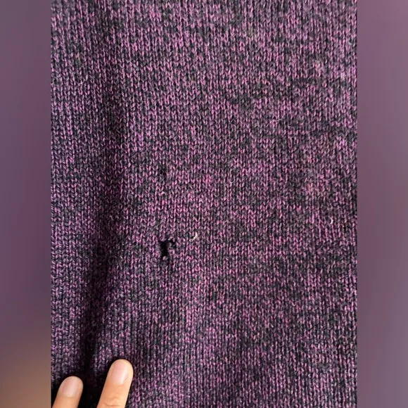 Yves Saint Laurent Unisex Vintage Sweater. 100% wool/Laine.