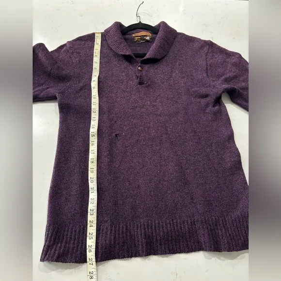 Yves Saint Laurent Unisex Vintage Sweater. 100% wool/Laine.