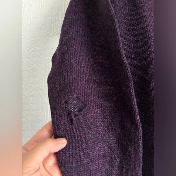 Yves Saint Laurent Unisex Vintage Sweater. 100% wool/Laine.