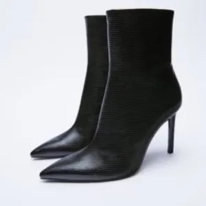 Zara Black Embossed Elastic Heeled Ankle Boots