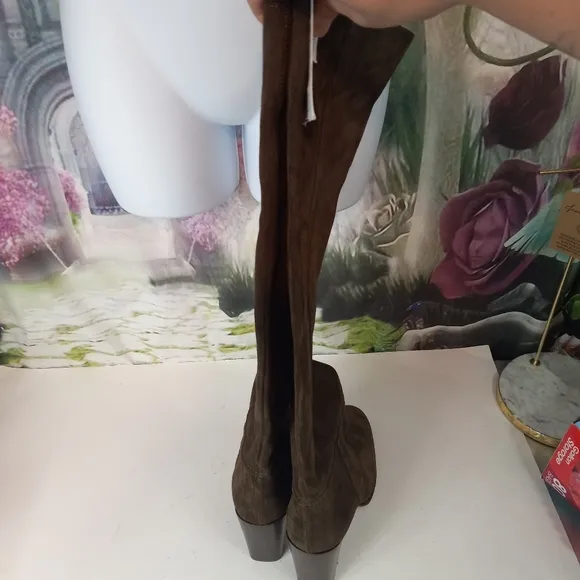 Zara brown suede boots