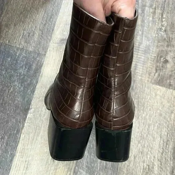 Zara Embossed Square Heel Brown Boots Size 7.5 EU 38 Faux Croc Blogger Fav