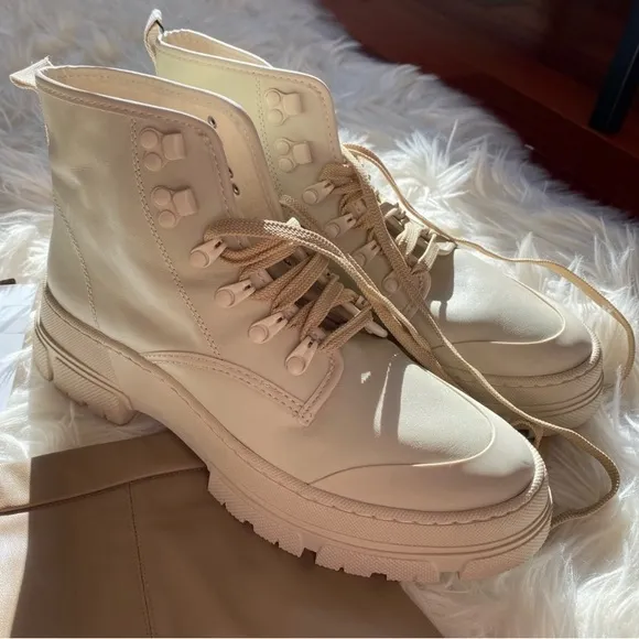 ZARA SHOES LACED LEATHER HIGH TOPS COMBAT BOOTS