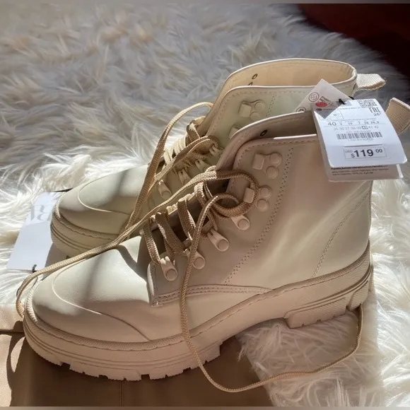 ZARA SHOES LACED LEATHER HIGH TOPS COMBAT BOOTS