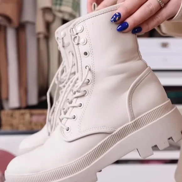 ZARA SHOES LACED LEATHER HIGH TOPS COMBAT BOOTS