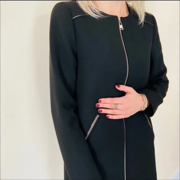 ZARA WOMAN Black Blogger Fave Round Neck Zip Front Long Line Coat, Size Small