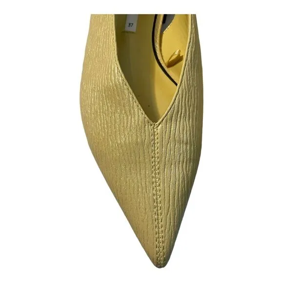 Zara Women’s Size 7  Yellow Pointy Toe Slingback Kitten Heel Flat Sandals Shoes